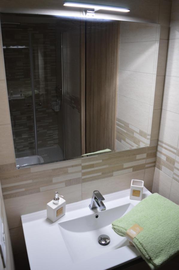 Berardi House Apartment Taranto Bagian luar foto